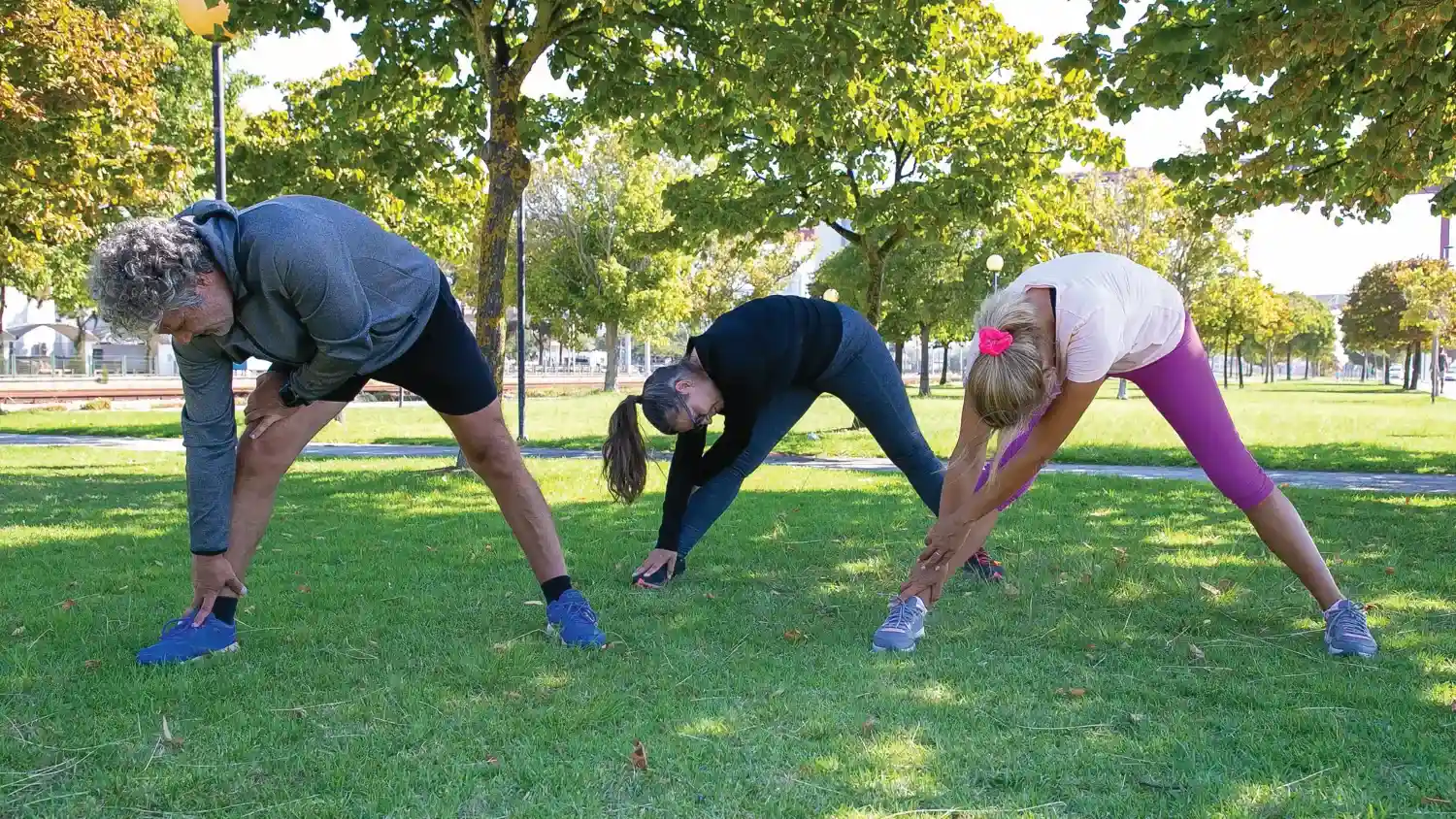 You are currently viewing The Ultimate Guide to Warm-Up and Cool-Down Exercises
